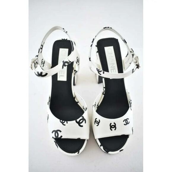 Chanel 22S White Black Lambskin CC Logo Platform Strap Block Heel Sandal 36.5 - Picture 7 of 12